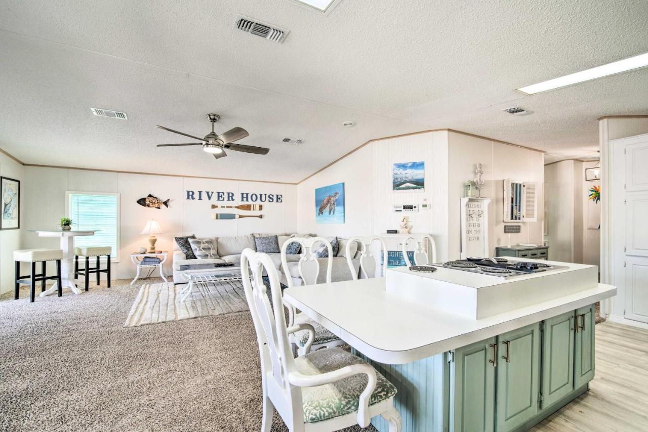 Retreat On The River With Boat Dock, Porch, And Grill! Homosassa Exterior foto